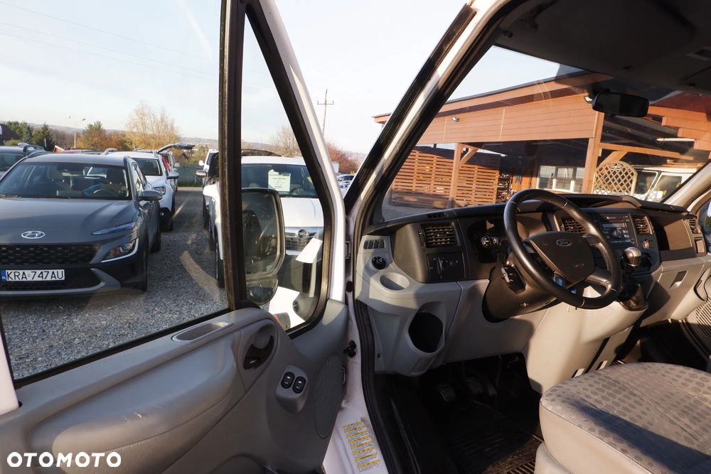Ford Transit 140 T 350 - 18