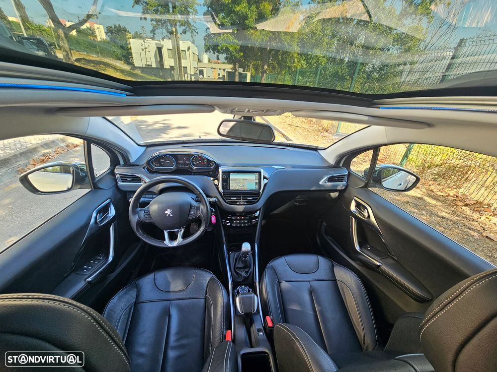 Peugeot 2008 e-HDi FAP 115 STOP & START Allure - 1