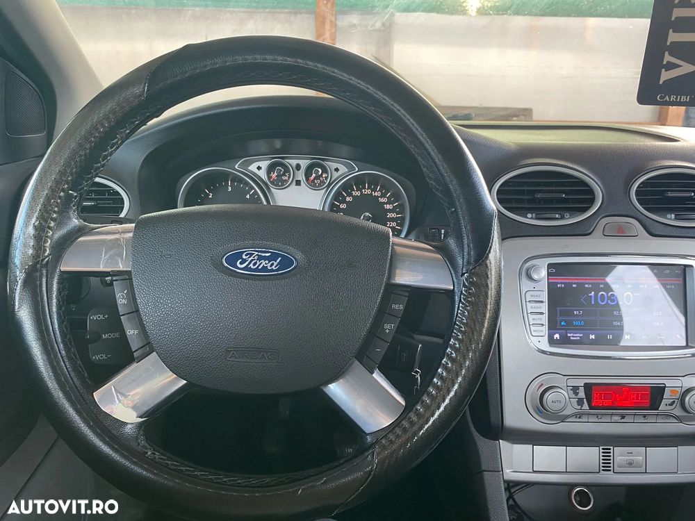 Ford Focus 1.6 TDCI Ambiente - 13