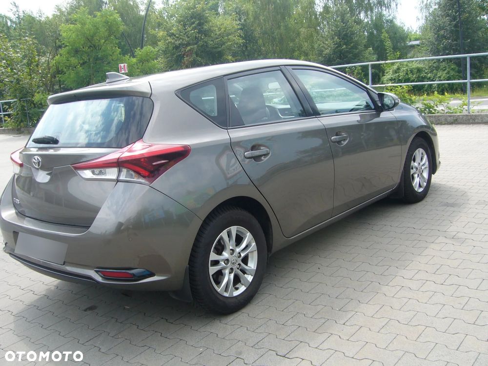 Toyota Auris 1.33 VVT-i Active - 5