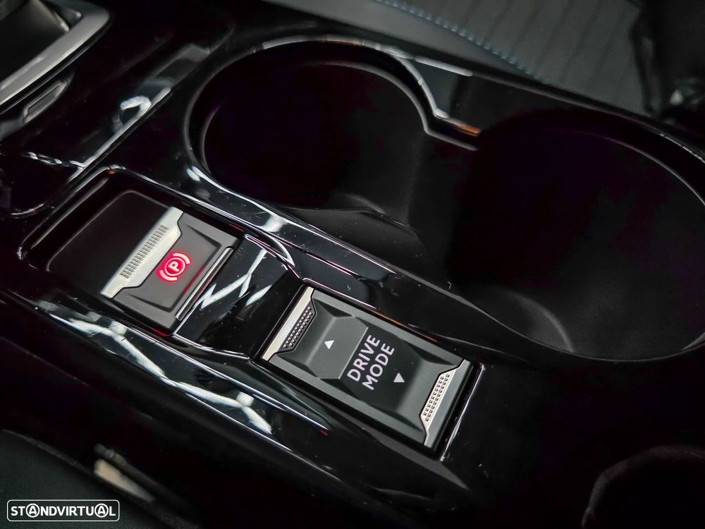 Peugeot 2008 PureTech 130 EAT8 Allure - 39