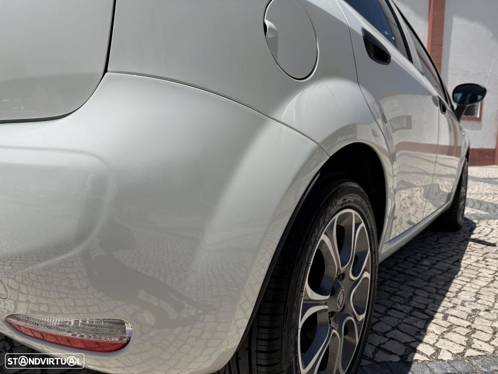 Fiat Punto 1.2 Easy S&S - 9