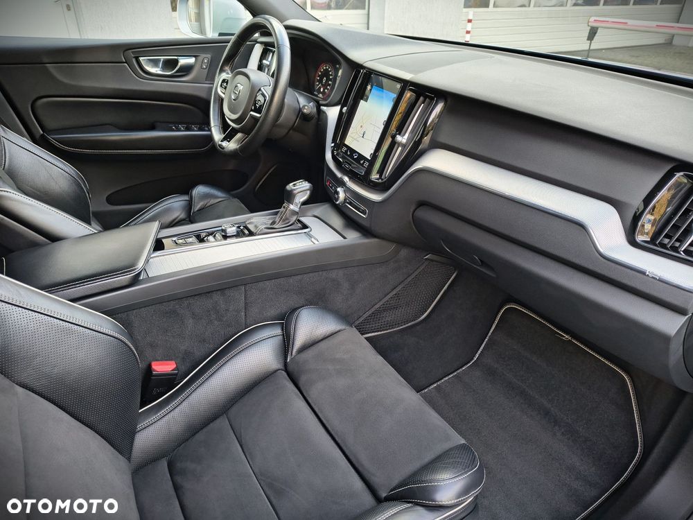Volvo XC 60 - 26