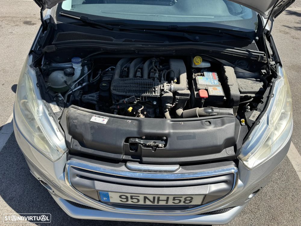 Peugeot 208 1.2 VTi Allure - 13