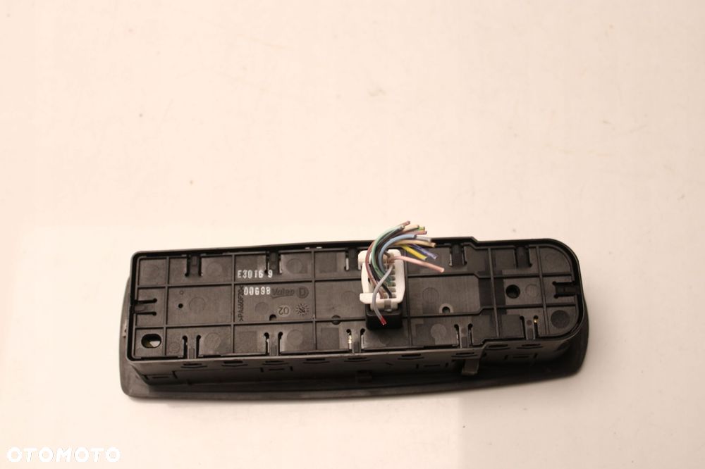 renault megane iii 08r- panel sterowania szyb 809610007r - 2