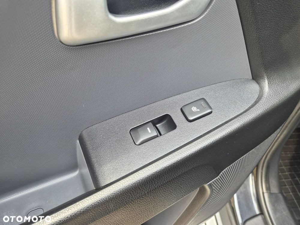 Kia Sportage 1.7 CRDI 2WD ISG Dream-Team Edition - 13