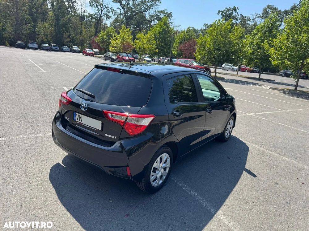 Toyota Yaris 1.5 VVT-i HSD Exclusive Premiere - 15