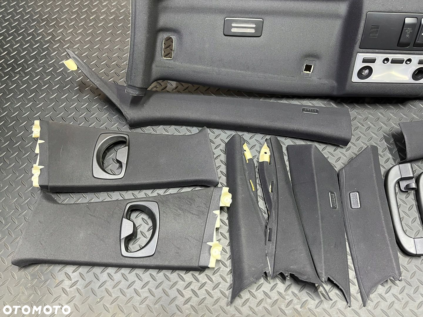 BMW E61 Podsufitka M-Pakiet Czarna - 2