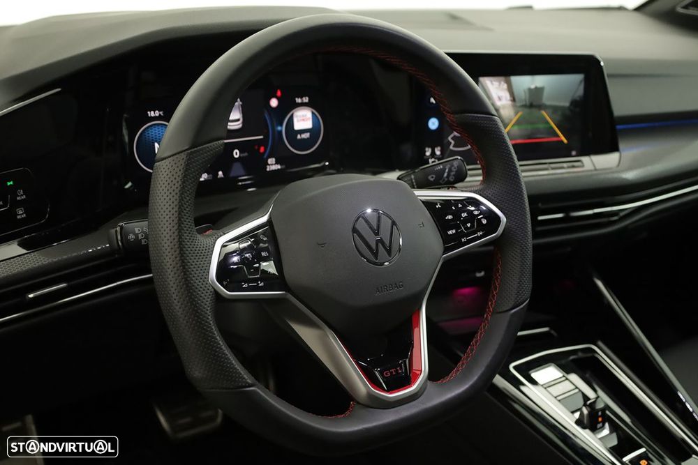 VW Golf 2.0 TSI GTI Clubsport DSG - 11
