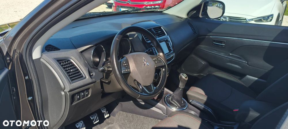 Mitsubishi ASX 1.6 2WD Diamant Edition - 35
