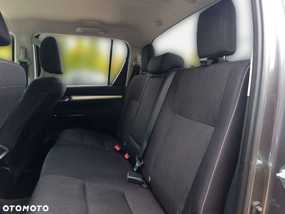 Toyota Hilux 2.8 D-4D mHEV Double Cab Executive 4x4 - 14
