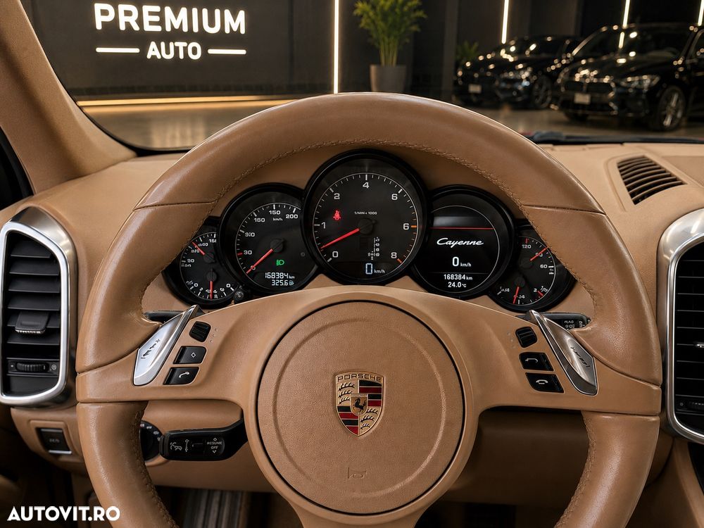Porsche Cayenne - 7