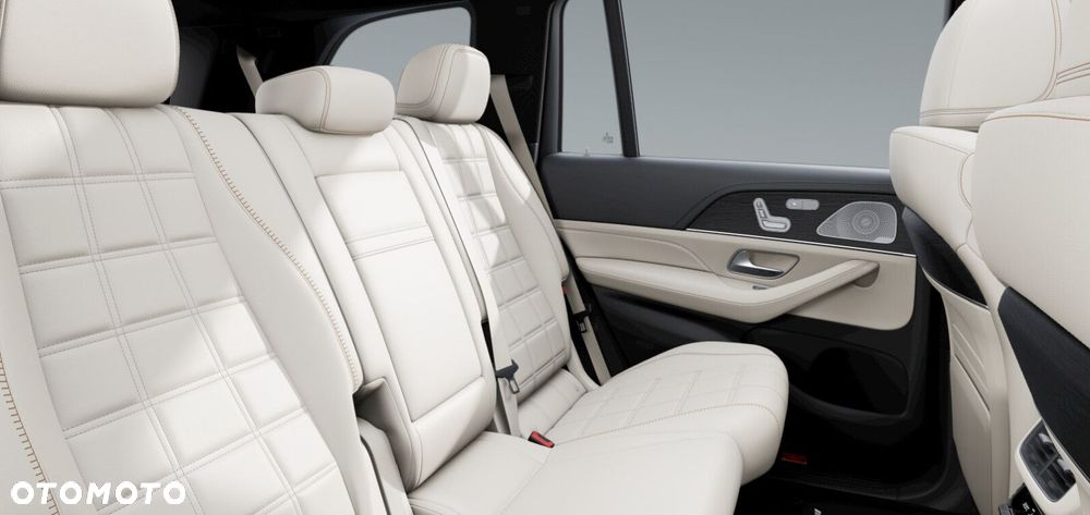 Mercedes-Benz GLS - 8