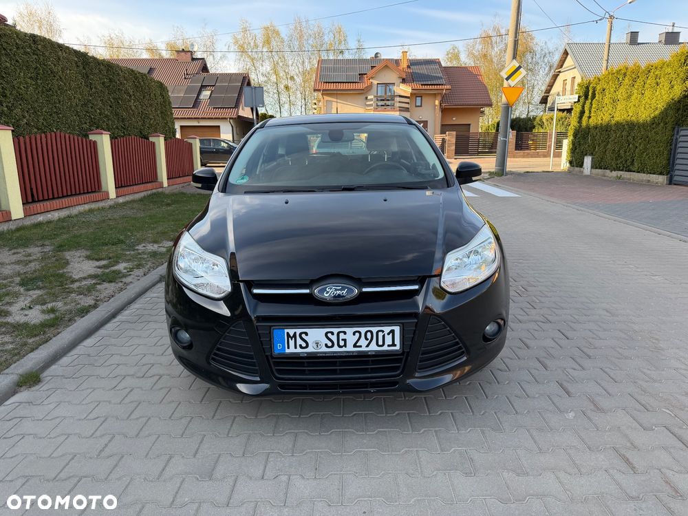 Ford Focus 1.6 TDCi DPF Champions Edition - 11