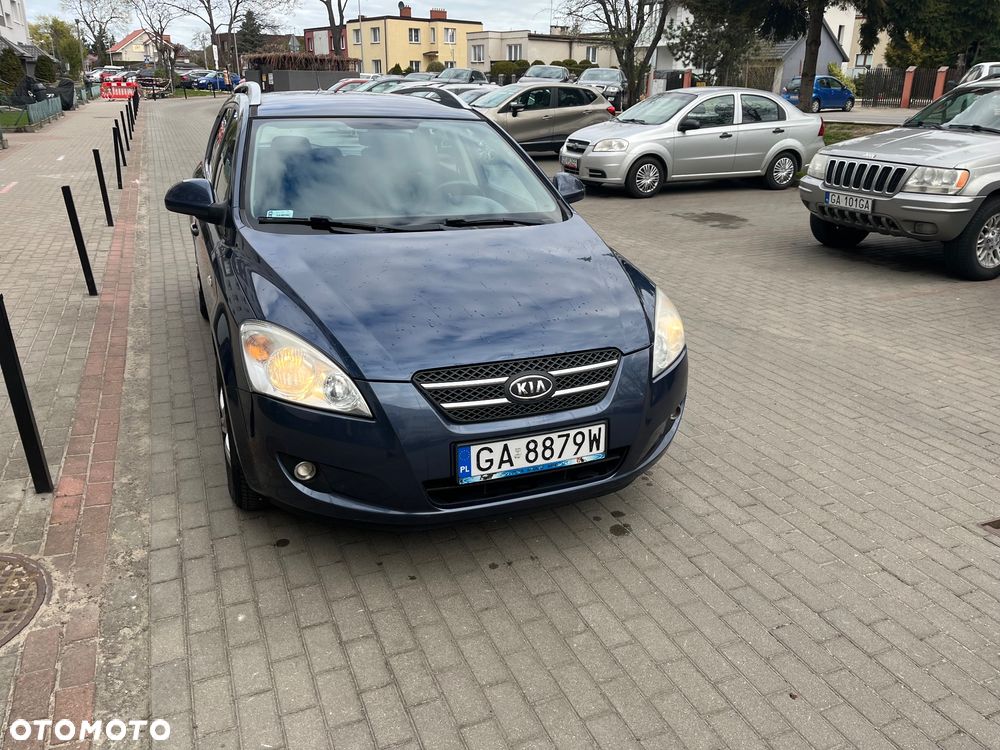 Kia Ceed 1.4 Comfort - 2