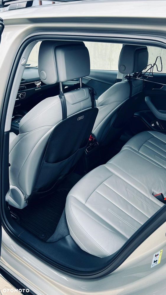Audi A4 Allroad - 14