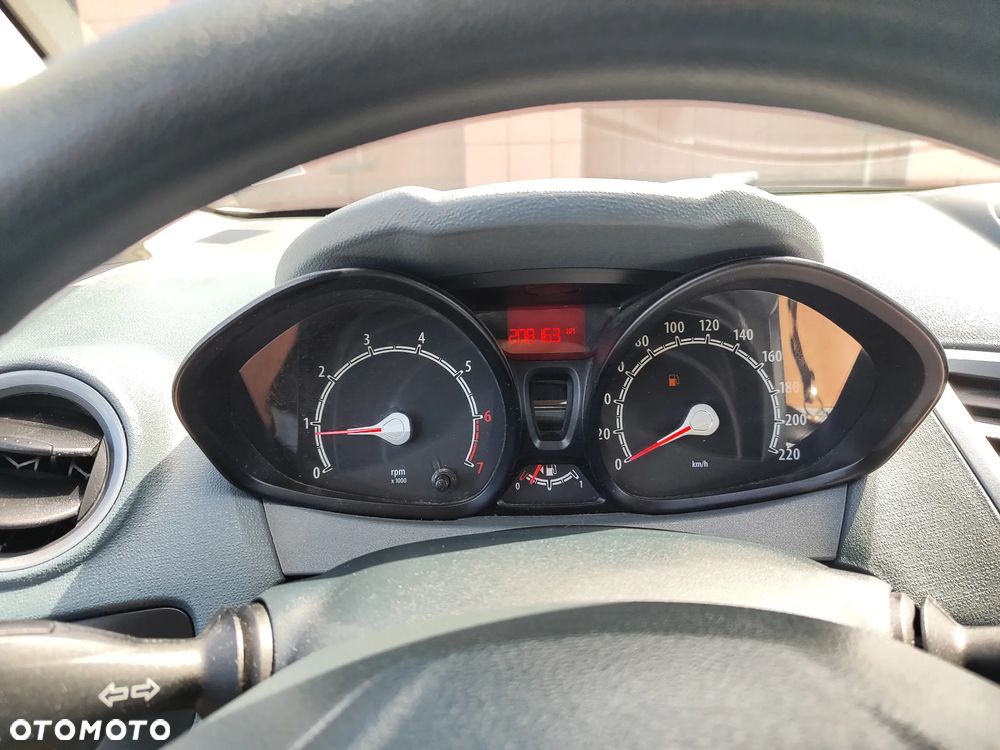Ford Fiesta 1.25 Silver X Plus - 21