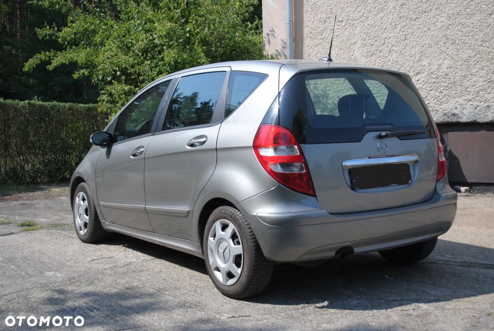 Mercedes-Benz Klasa A 170 Elegance Edition 10 - 1
