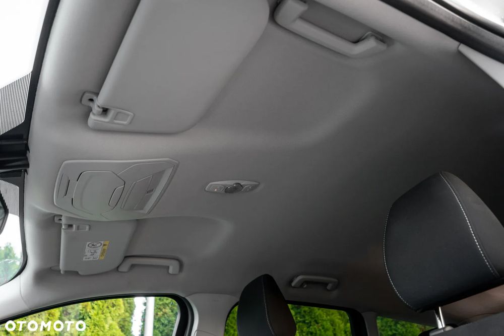 Ford Kuga - 17