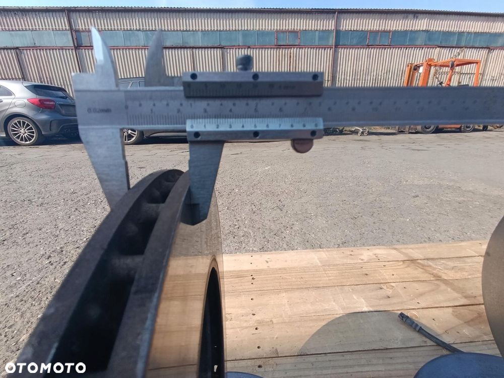 BMW G11 G12 ZACISKI M-PAKIET TARCZE 5.0I N63B44C - 11