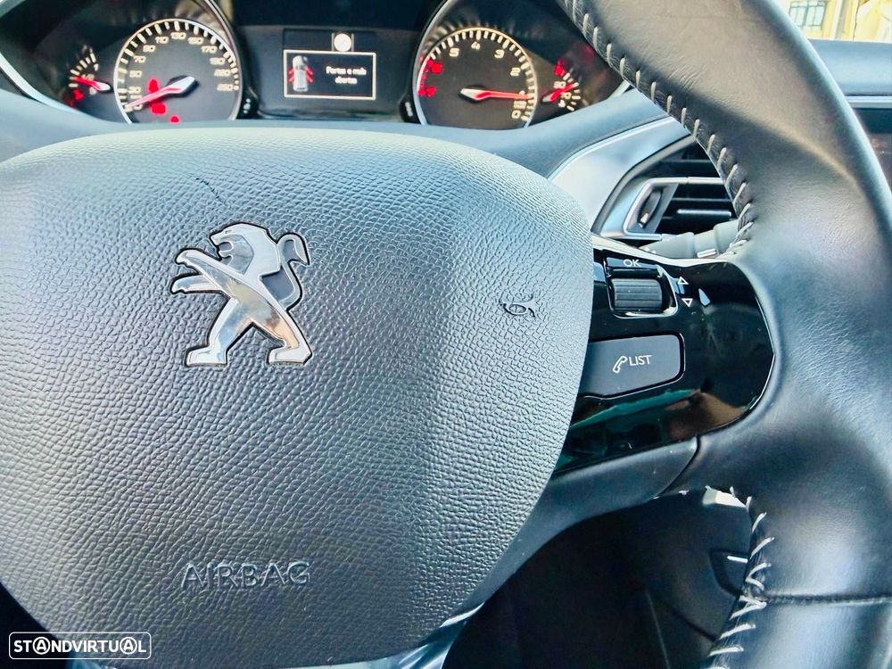 Peugeot 308 1.2 PureTech Active - 17