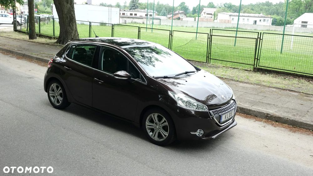 Peugeot 208 120 VTI Allure - 39