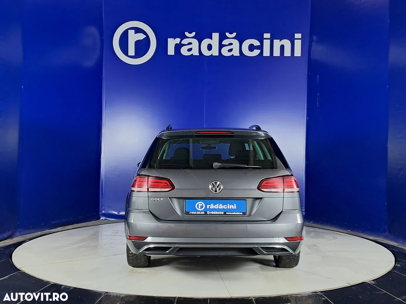 Volkswagen Golf - 4