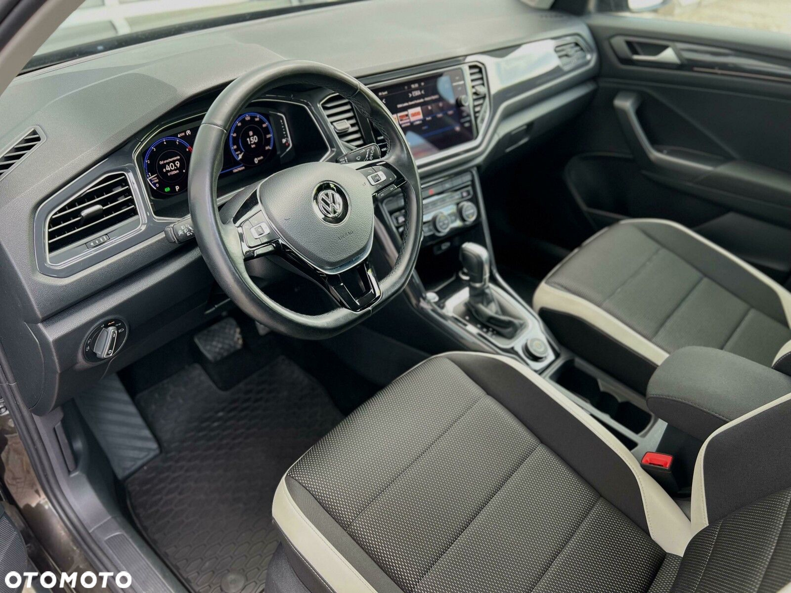 Volkswagen T-Roc 2.0 TSI 4Motion Premium DSG - 10