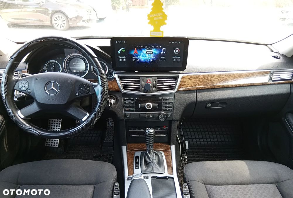 Mercedes-Benz Klasa E 220 CDI DPF BlueEFFICIENCY Automatik Elegance - 7