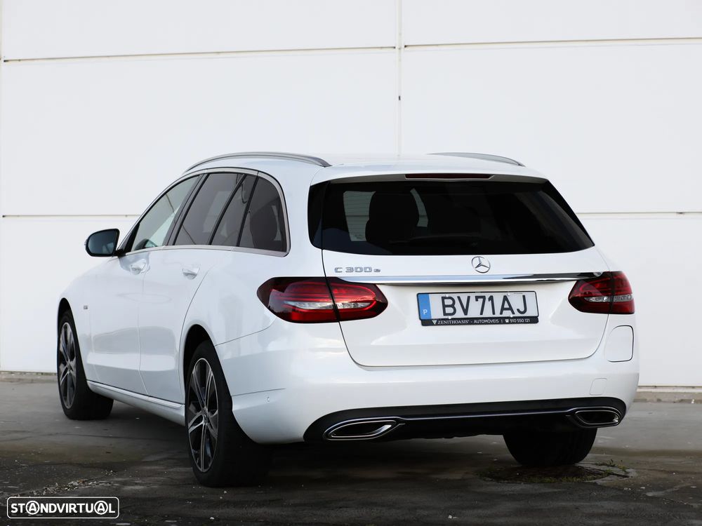 Mercedes-Benz C 300 e T 9G-TRONIC Avantgarde - 4