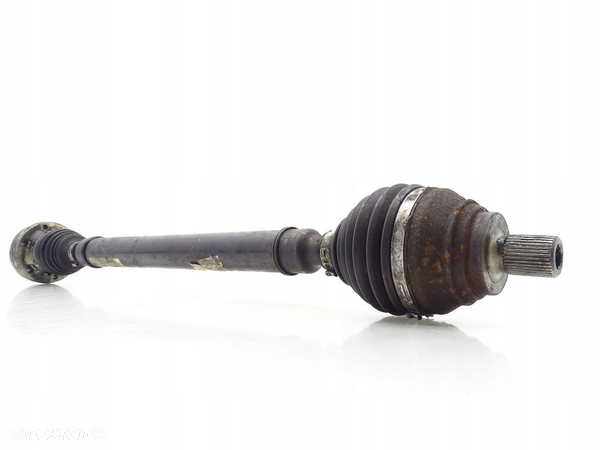 PÓŁOŚ PRAWY PRZÓD PRAWA PRZEDNIA DŁUGA VW PASSAT B8 1.6 TDI DSG 3Q0407272BR