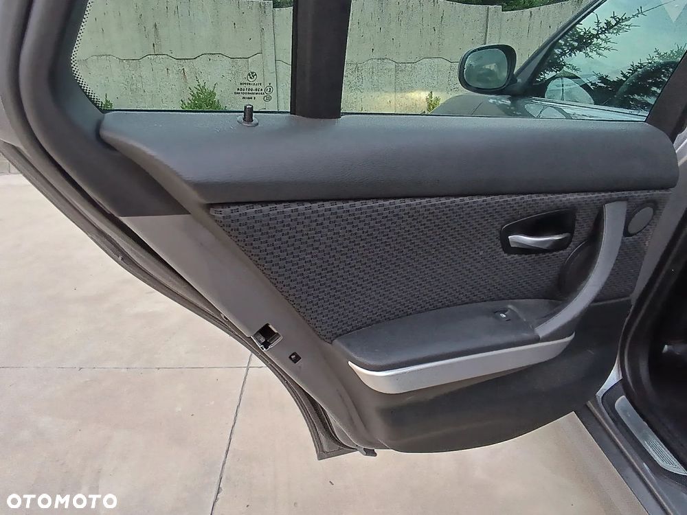 BMW Seria 3 - 10