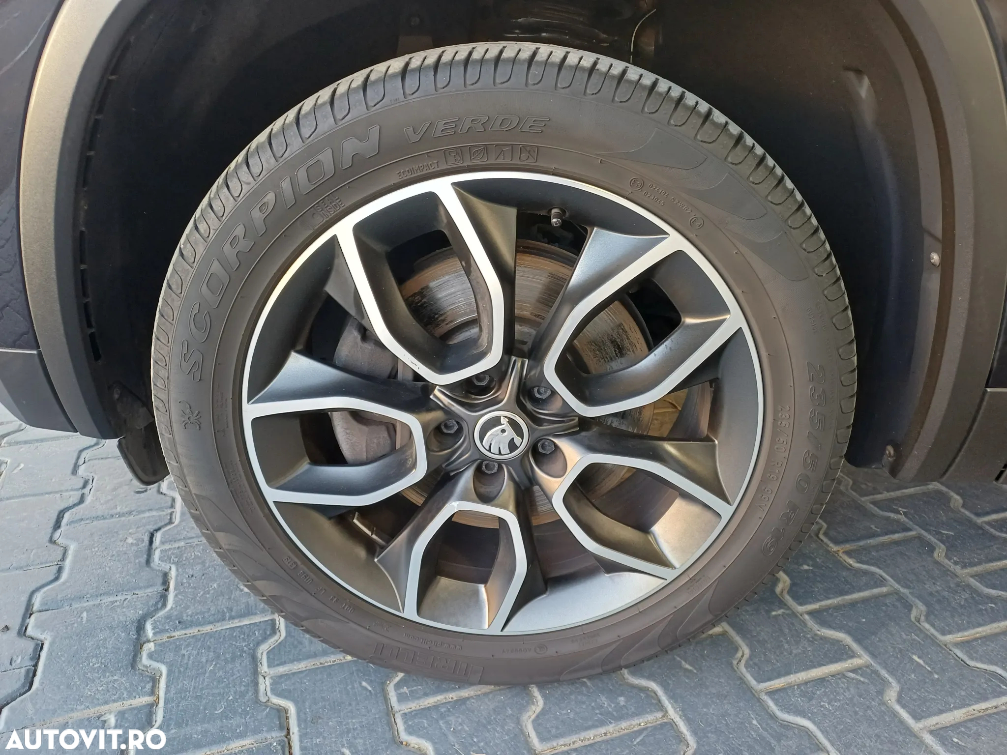 Skoda Kodiaq 2.0 TSI 4X4 DSG Ambition - 4