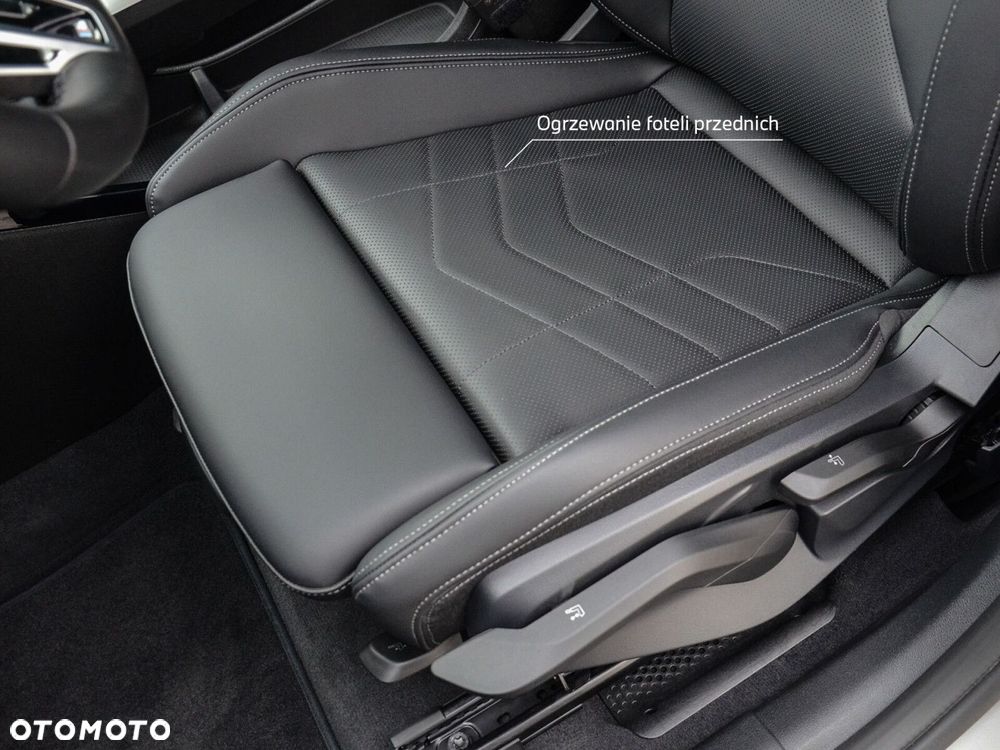 BMW X1 sDrive20i - 23