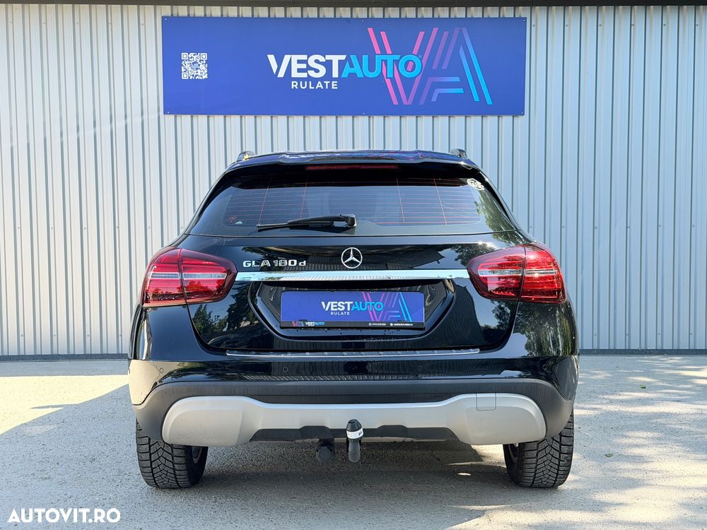 MERCEDES-BENZ GLA 2018 — imagine 7