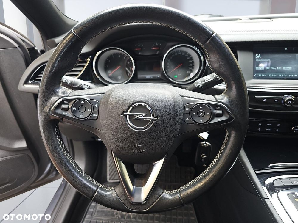 Opel Insignia 2.0 T Elegance S&S - 12