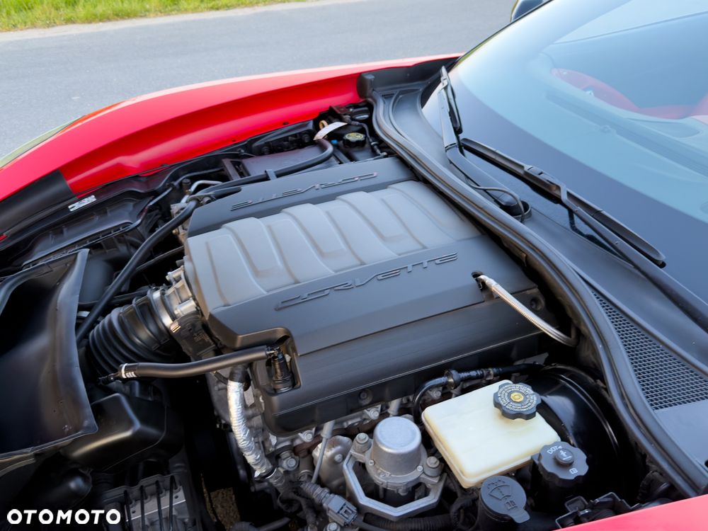 Chevrolet Corvette - 26