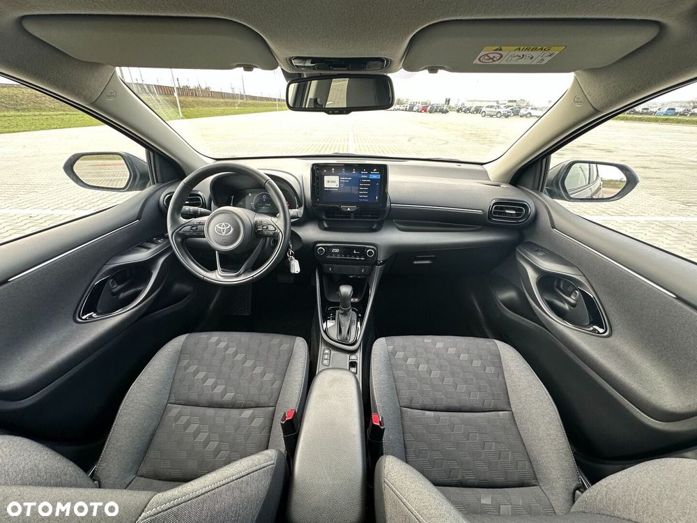 Toyota Yaris Hybrid 1.5 Style - 16