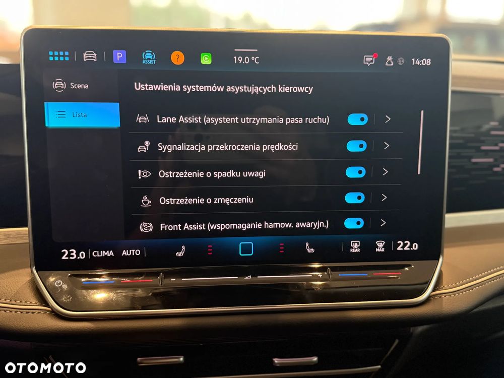 Volkswagen Passat 2.0 TDI SCR Elegance DSG - 17