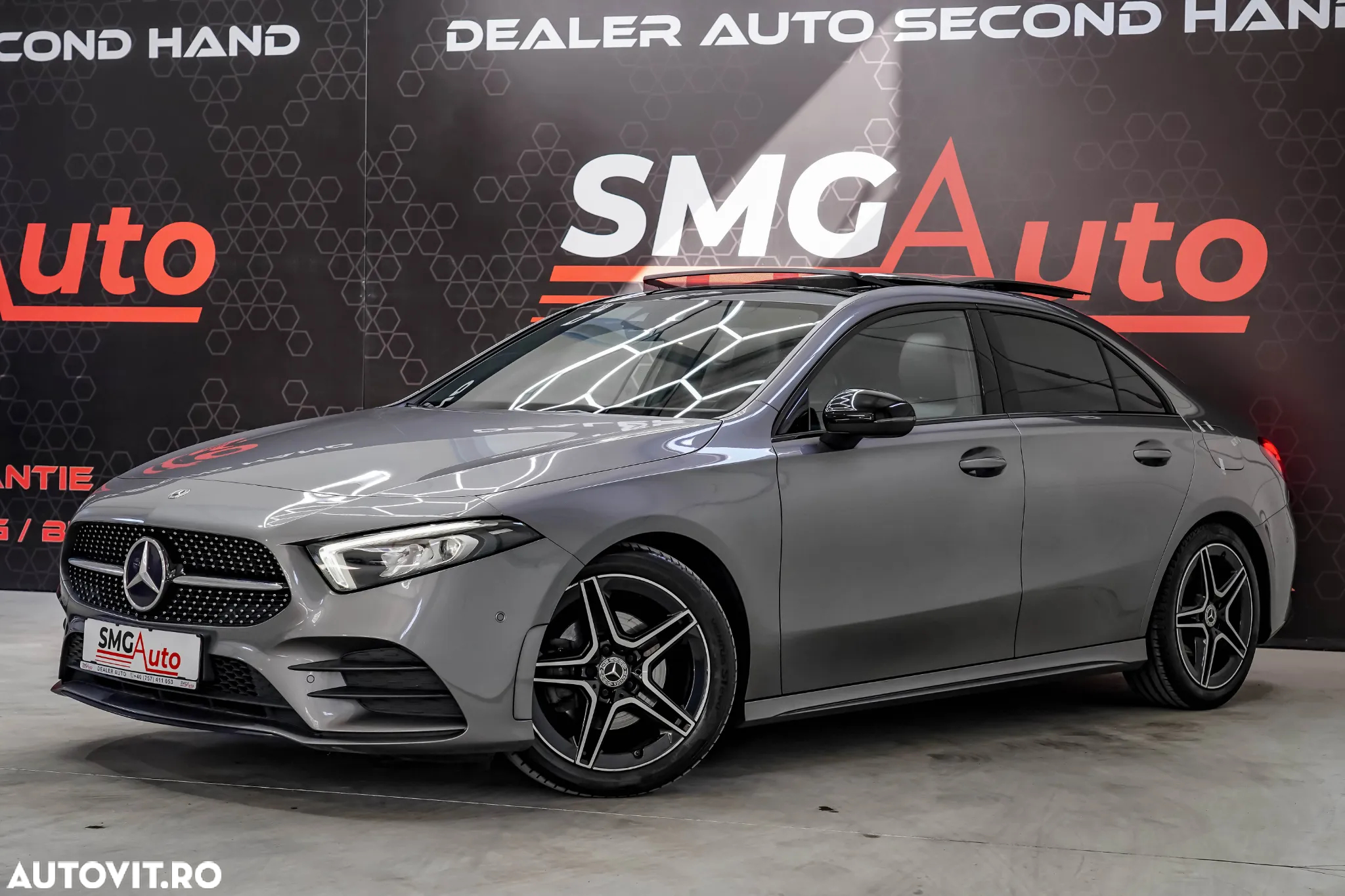 Mercedes-Benz A 200 7G-DCT AMG Line - 32
