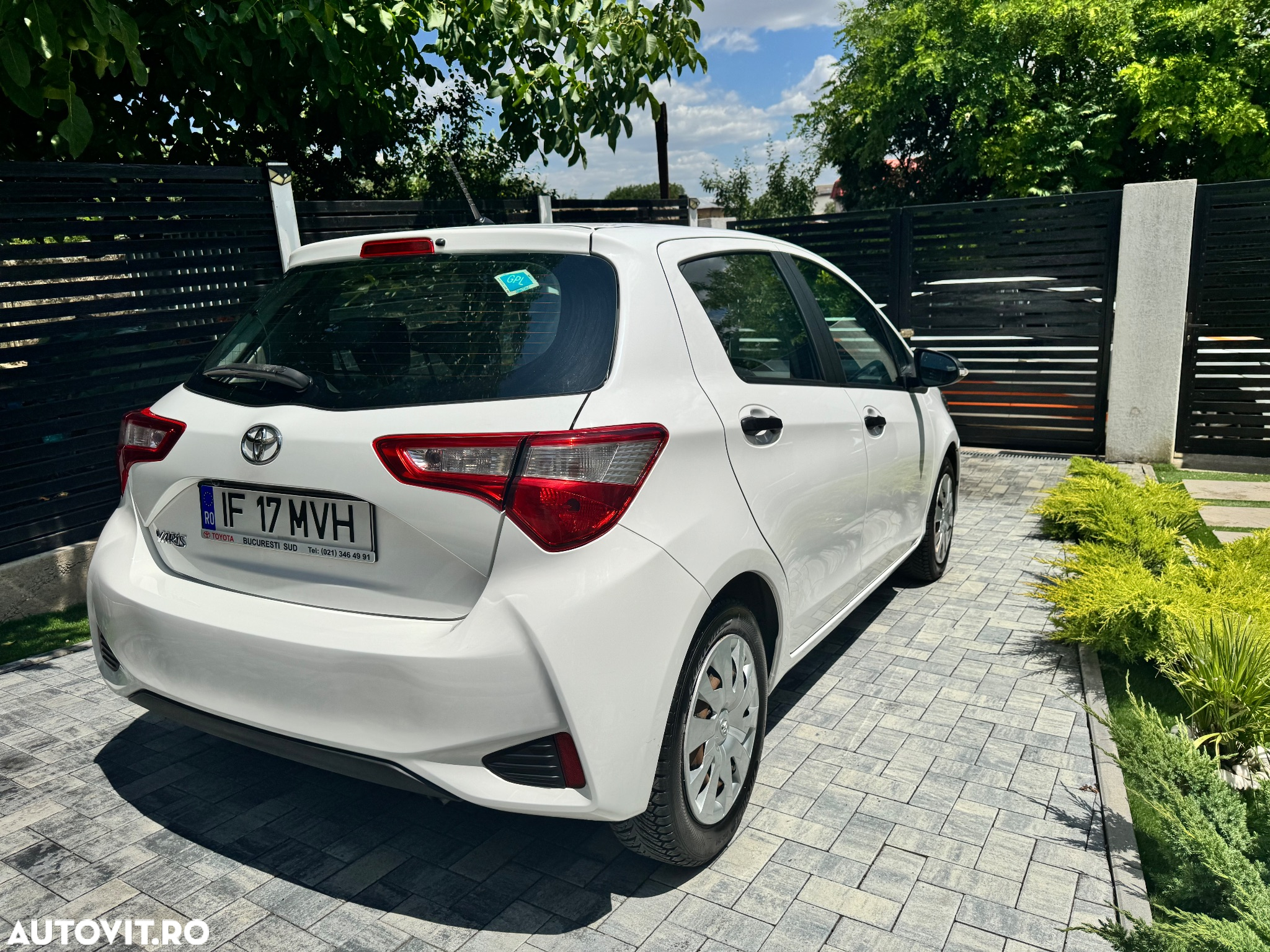 Toyota Yaris - 3
