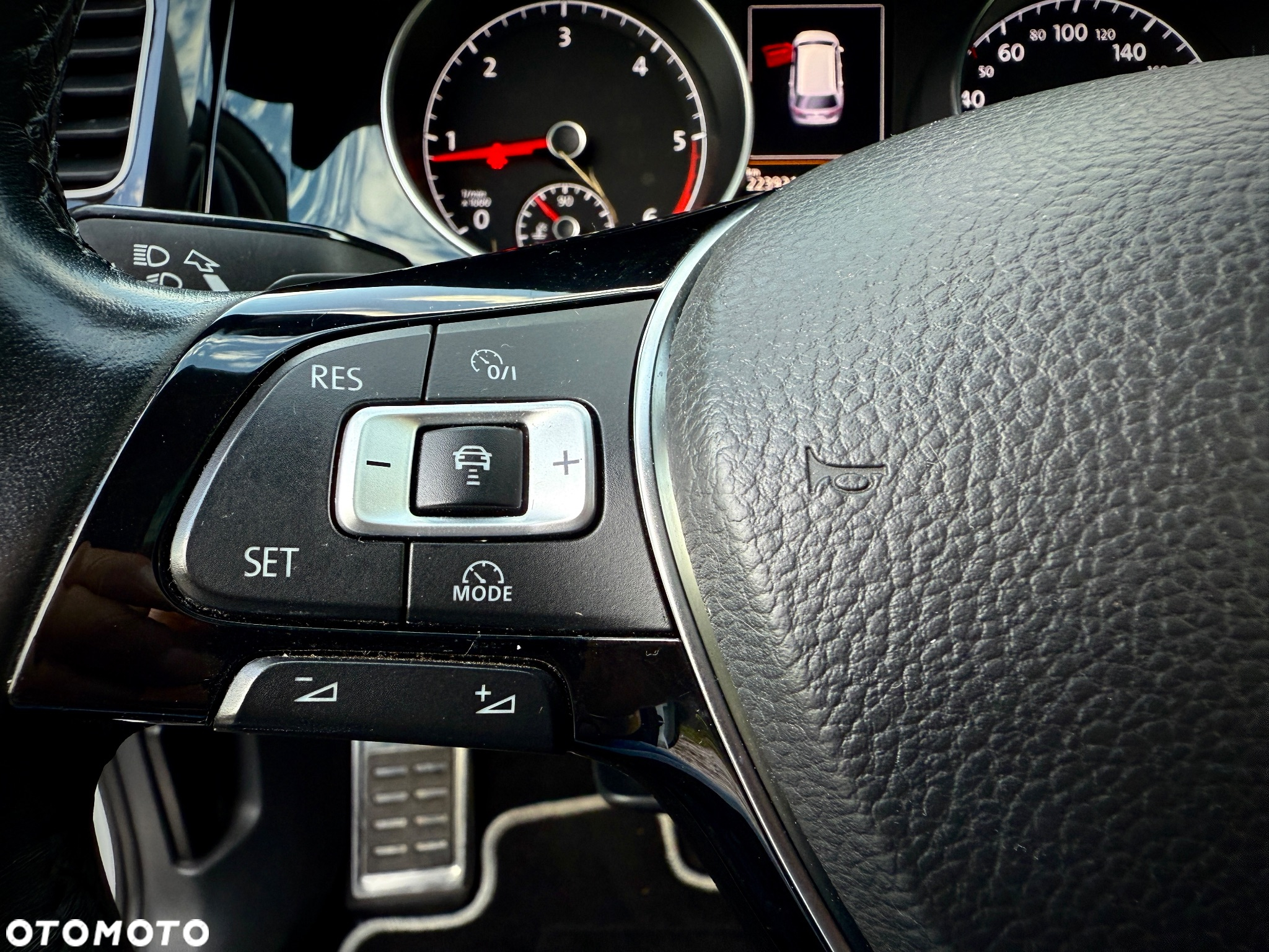 Volkswagen Golf VII 2.0 TDI BMT Highline DSG - 14