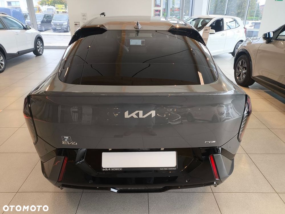 Kia EV4 - 7