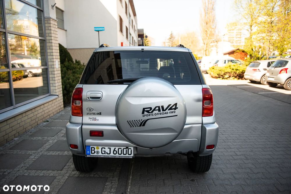 Toyota RAV4 - 14