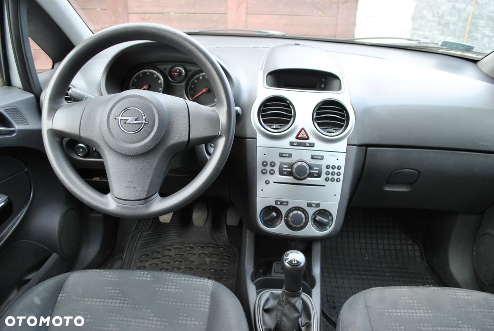 Opel Corsa 1.2 16V Enjoy - 9