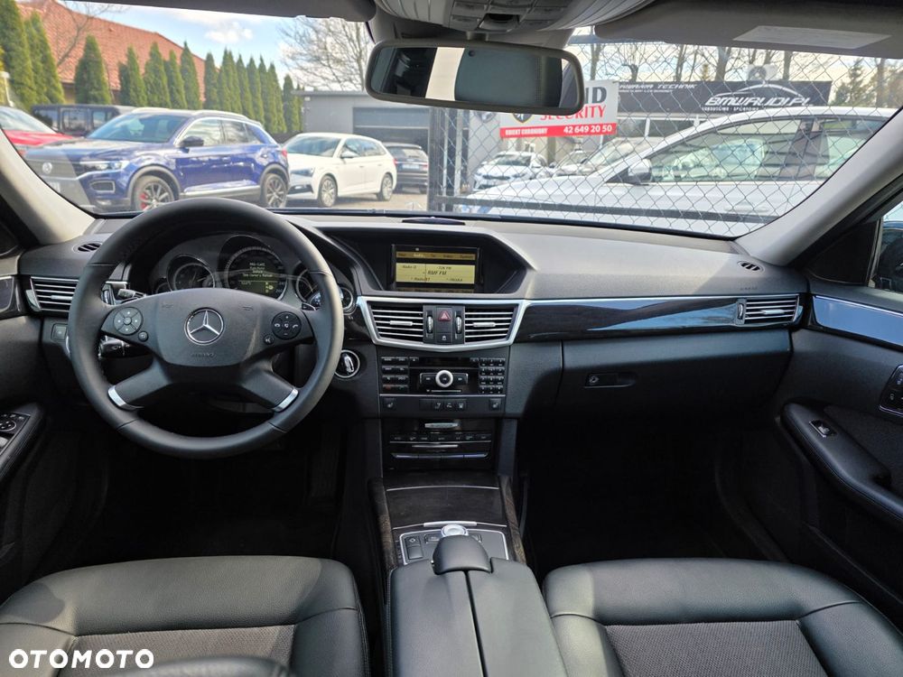 Mercedes-Benz Klasa E 350 CDI DPF BlueEFFICIENCY 7G-TRONIC Avantgarde - 11