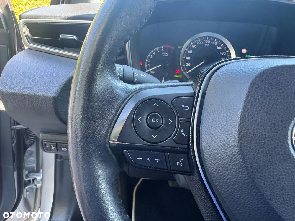 Toyota Corolla 2.0 Hybrid Comfort - 24