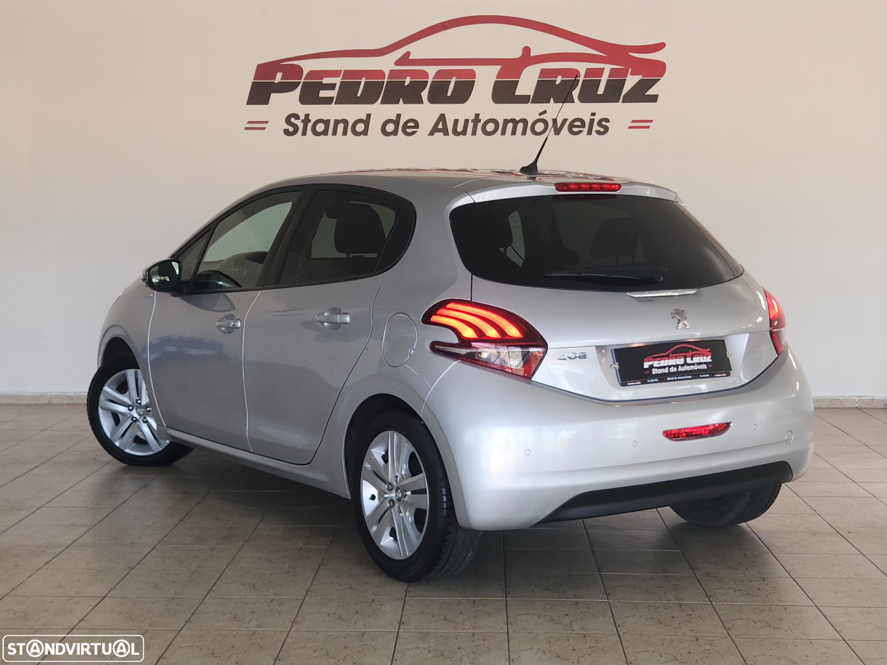 Peugeot 208 1.2 PureTech Style - 7