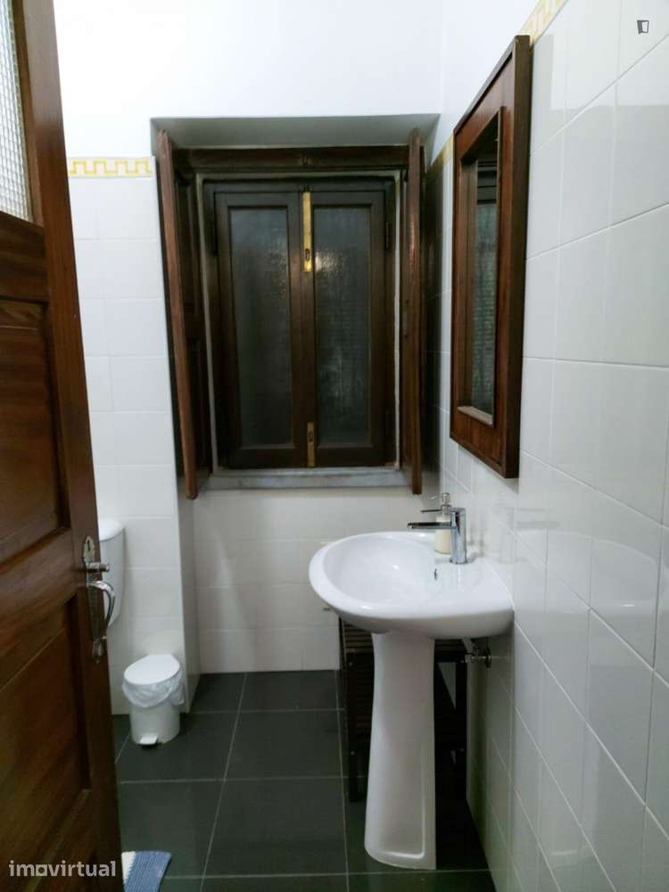 Quarto - localizado em Peniche - Grande imagem: 3/58