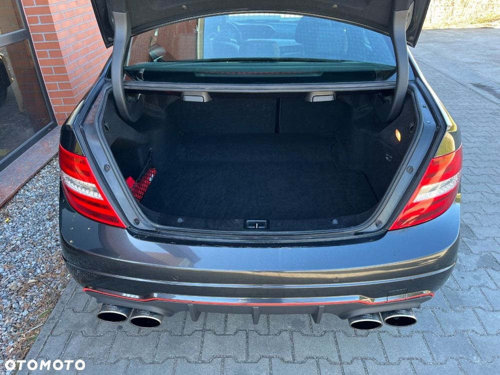 Mercedes-Benz Klasa C - 27